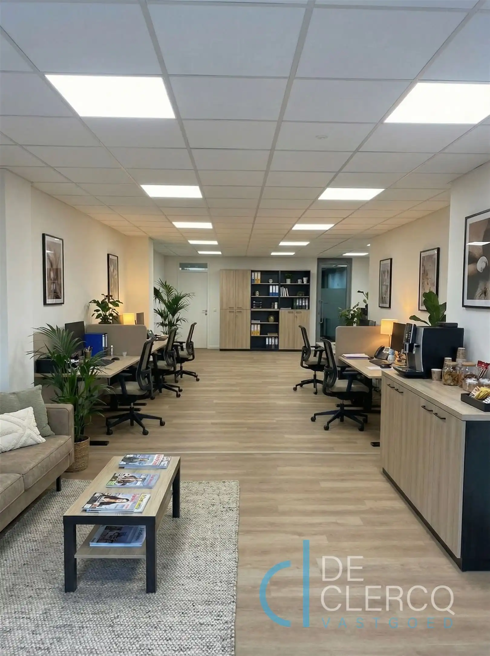 Nieuw, ruim kantoor met parking te huur centrum Lochristi!  foto 5