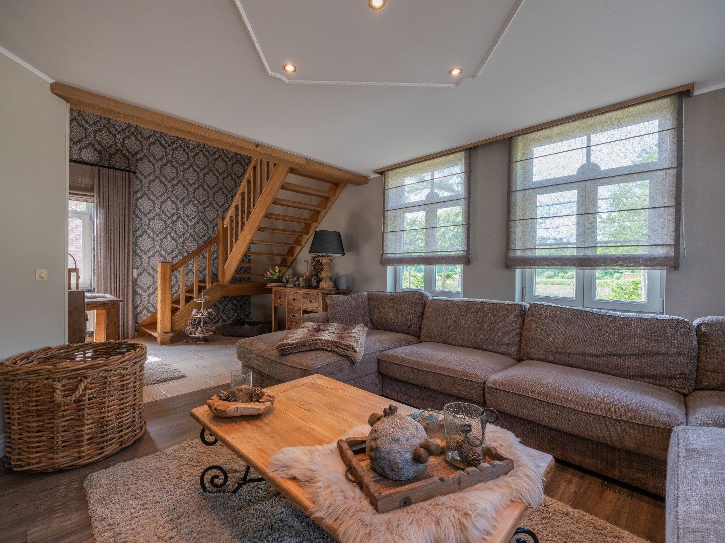 Luxueuze villa met prachtige tuin met zwembad foto 5