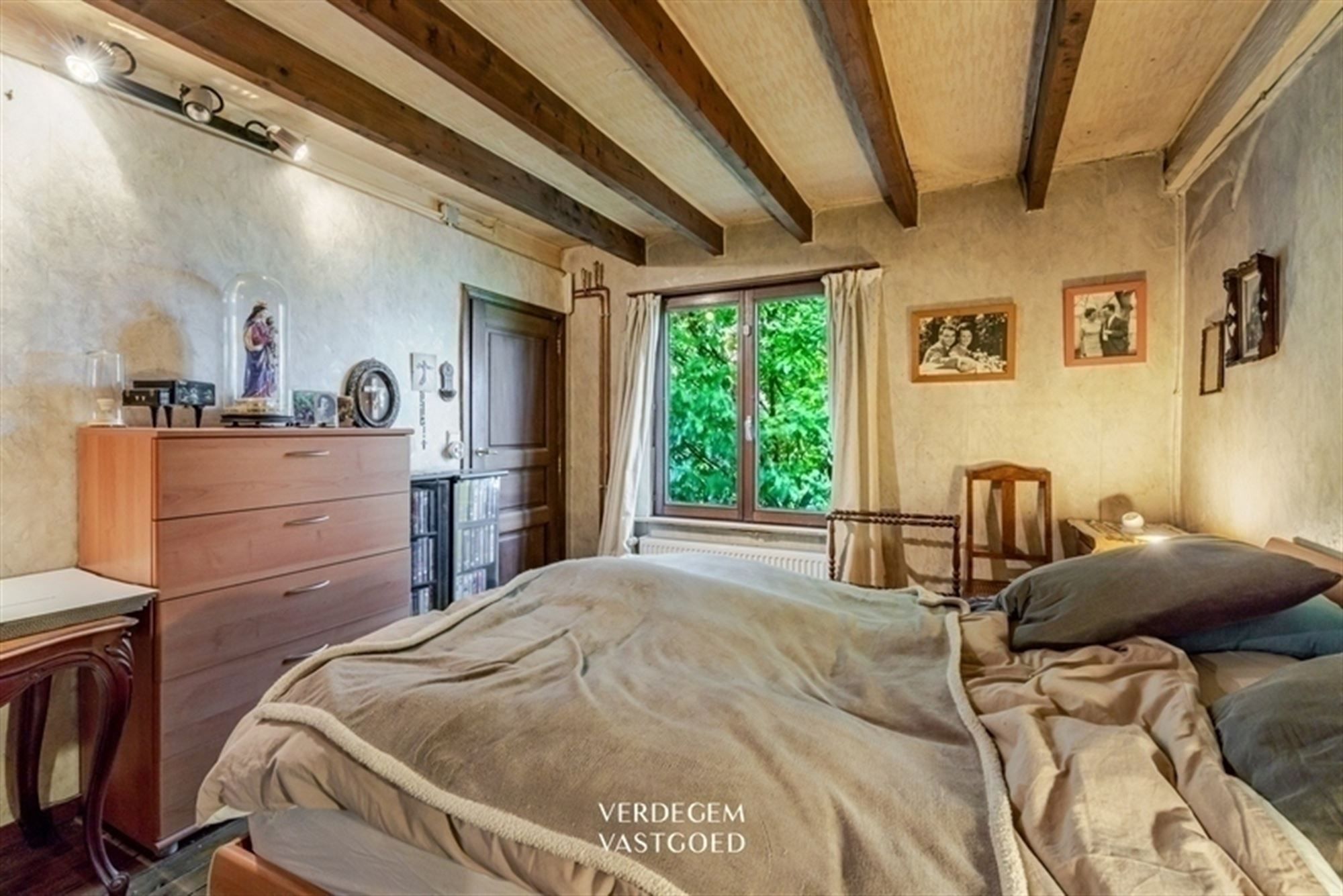 Authentieke woning met recente uitbreiding en uniek historisch accent foto 13