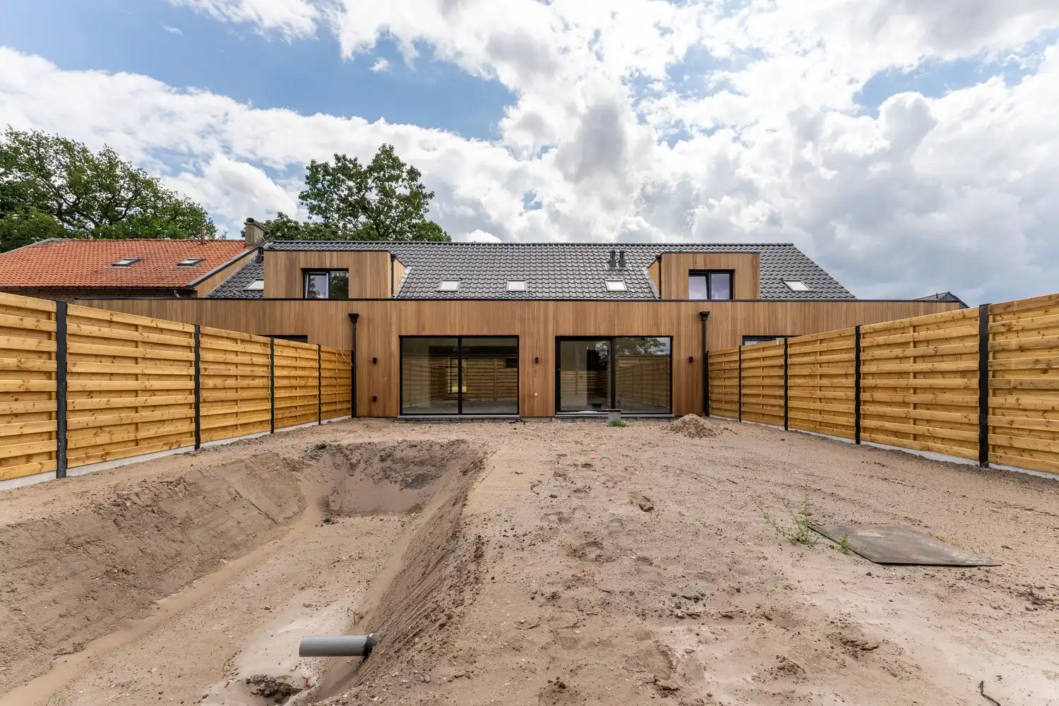 Charmante gerenoveerde CASCO + woning te koop in Leopoldsburg - 4 slaapkamers, 1 badkamer, ruime keuken en 2 toiletten op 237 m², volledig gerenoveerd in 2026! foto 46