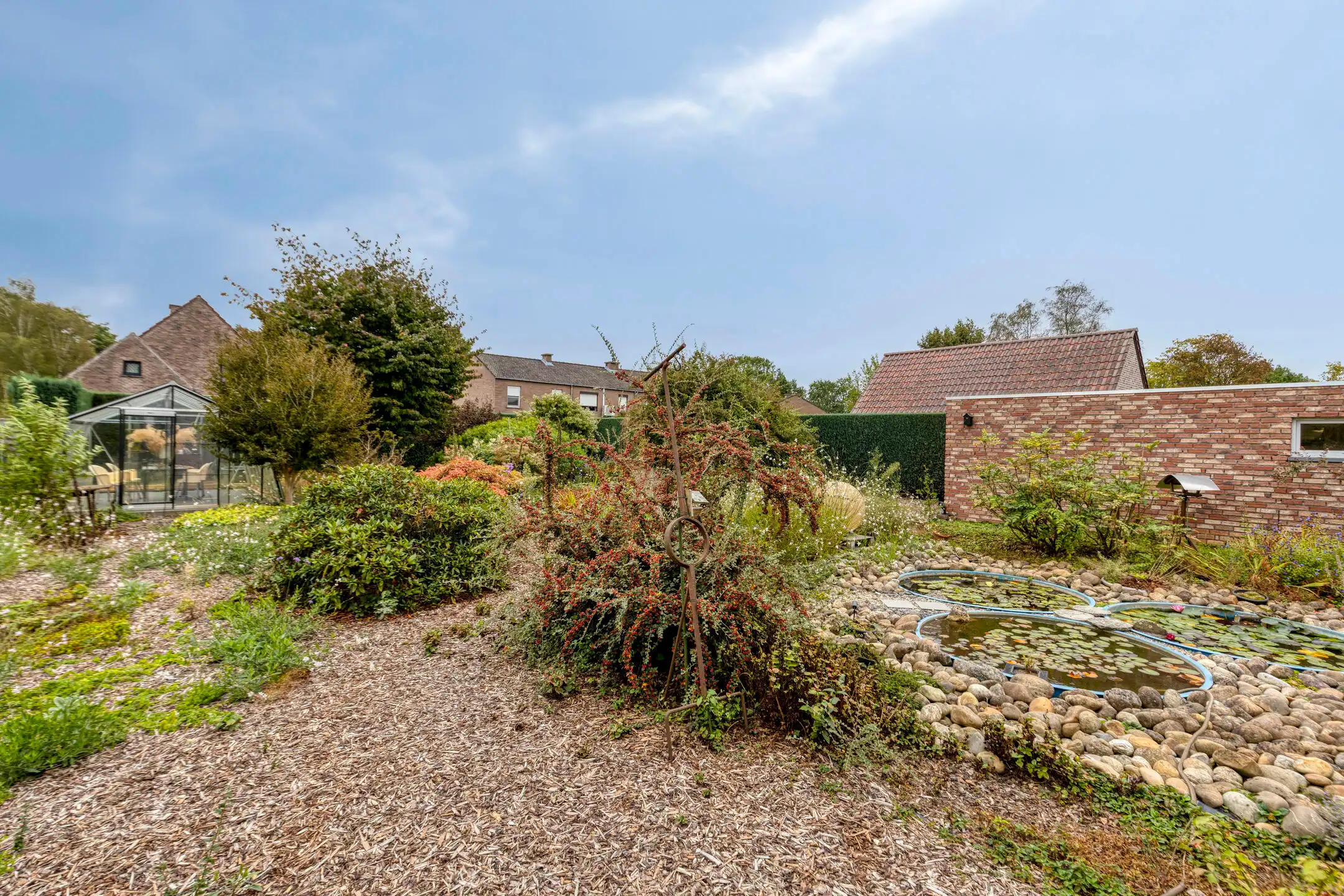 Perfect instapklare woning met aparte handelsruimte foto 37