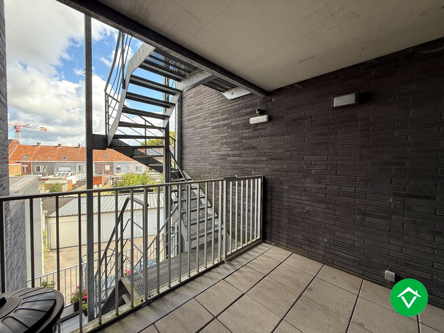 Appartement met twee slaapkamers, garage en twee terrassen te Roeselare foto 12