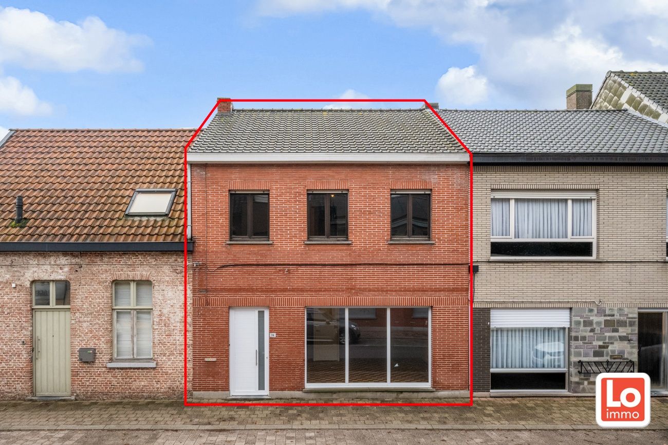 Ruime te renoveren woning met een afzonderlijke garage op een toplocatie in het centrum van Beervelde! foto 22