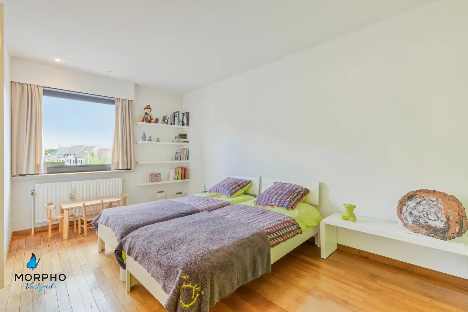 Instapklare handelswoning op topligging langs de N50 te koop in Wingene foto 24