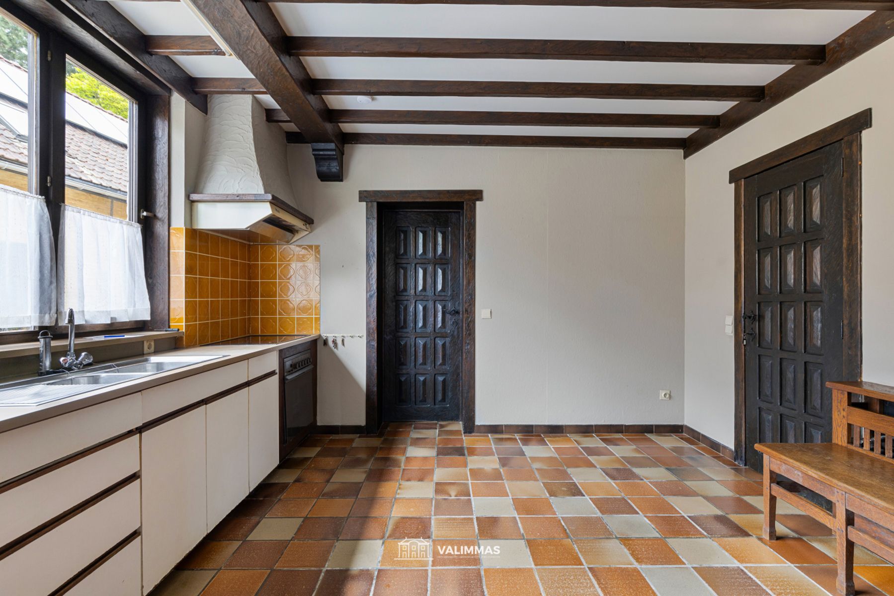 Uniek gelegen charmante en landelijke woning met garage... foto 7