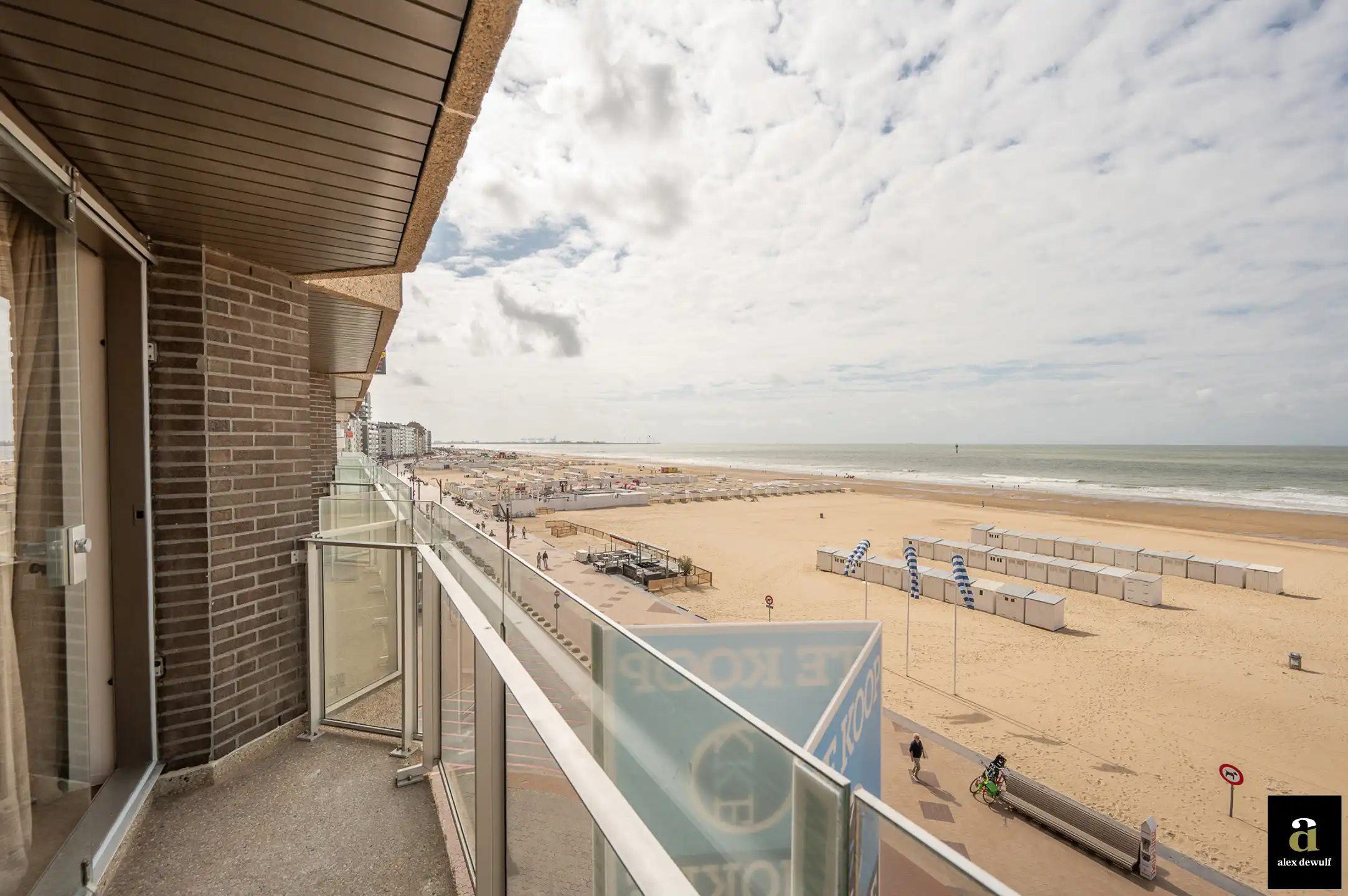 Luxueus instapklaar 3 slpk appartement [Zeedijk, Zoute]. foto 8