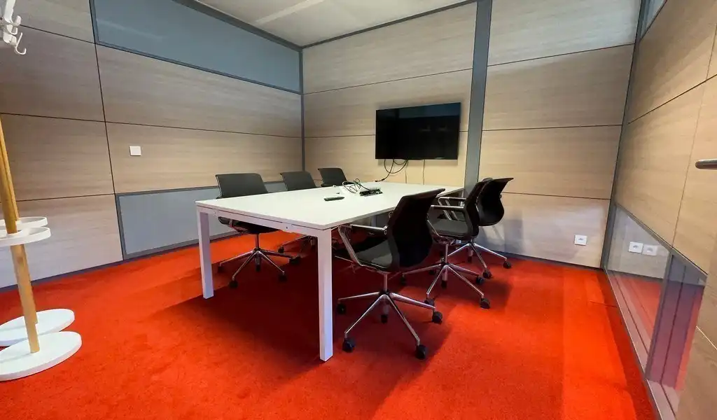 Gemeubeld kantoor met dienstverlening in AA-Tower in Gent foto 7