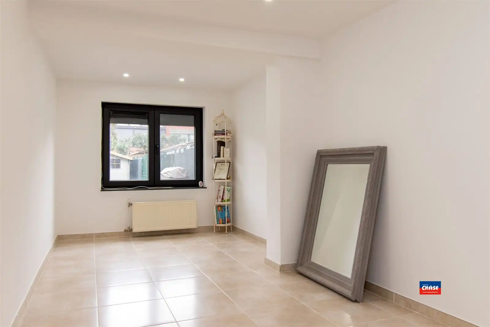 Ruime Bel-étage met 4 slpks  foto 3