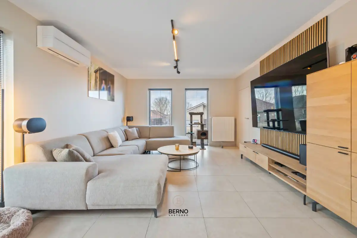 Instapklare HOB met tuinkantoor in Zottegem foto 4