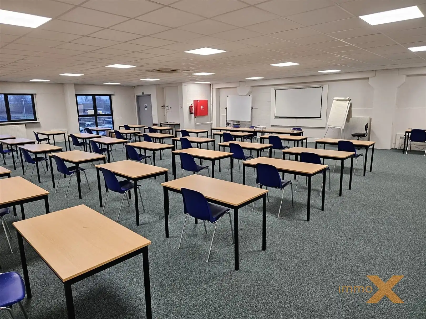 BUREELRUIMTE MET GOEDE VERBINDING SNELWEGEN!! foto 2