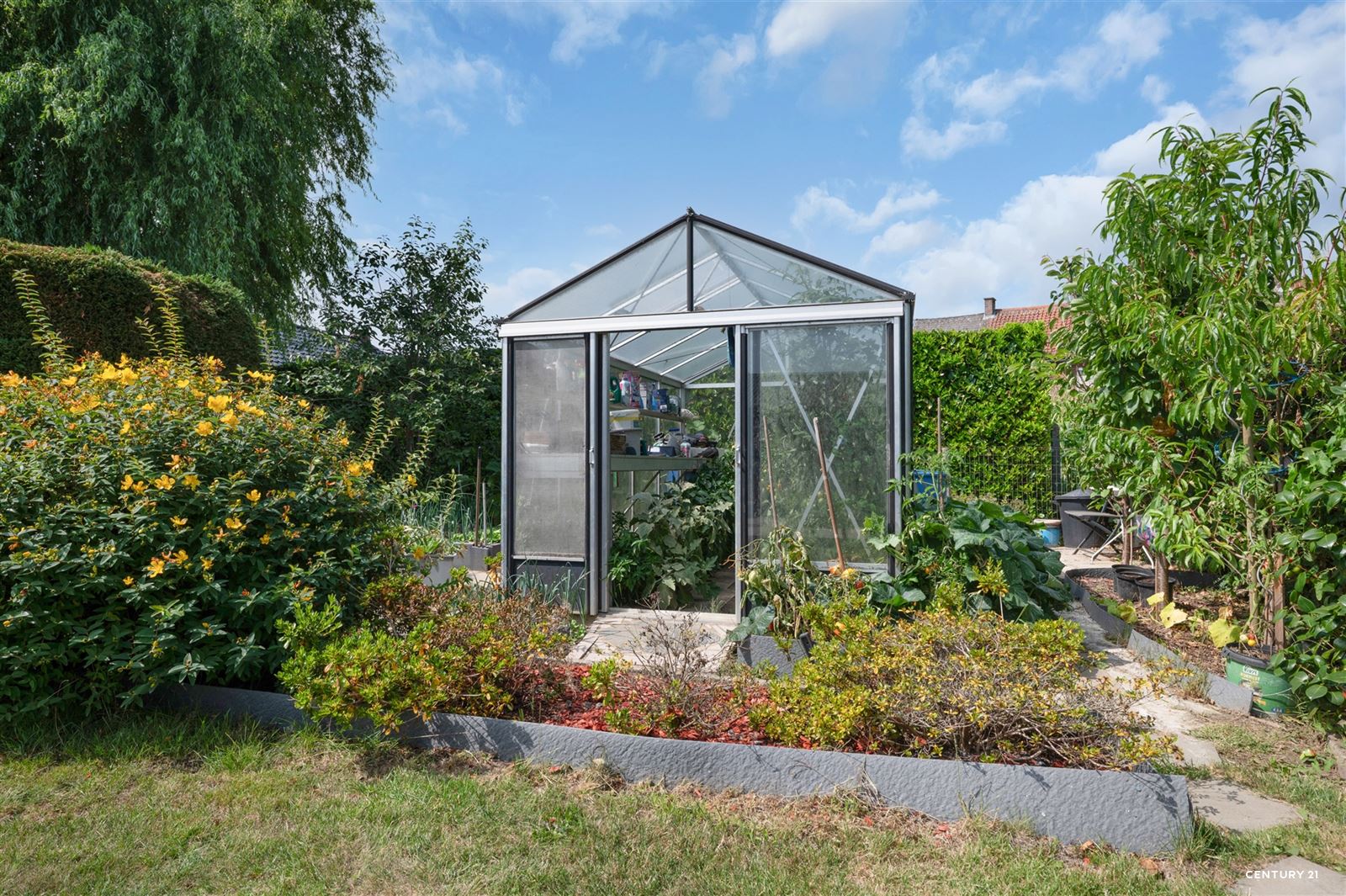 Aangename bungalow in doodlopend straatje op 7are44 foto 7