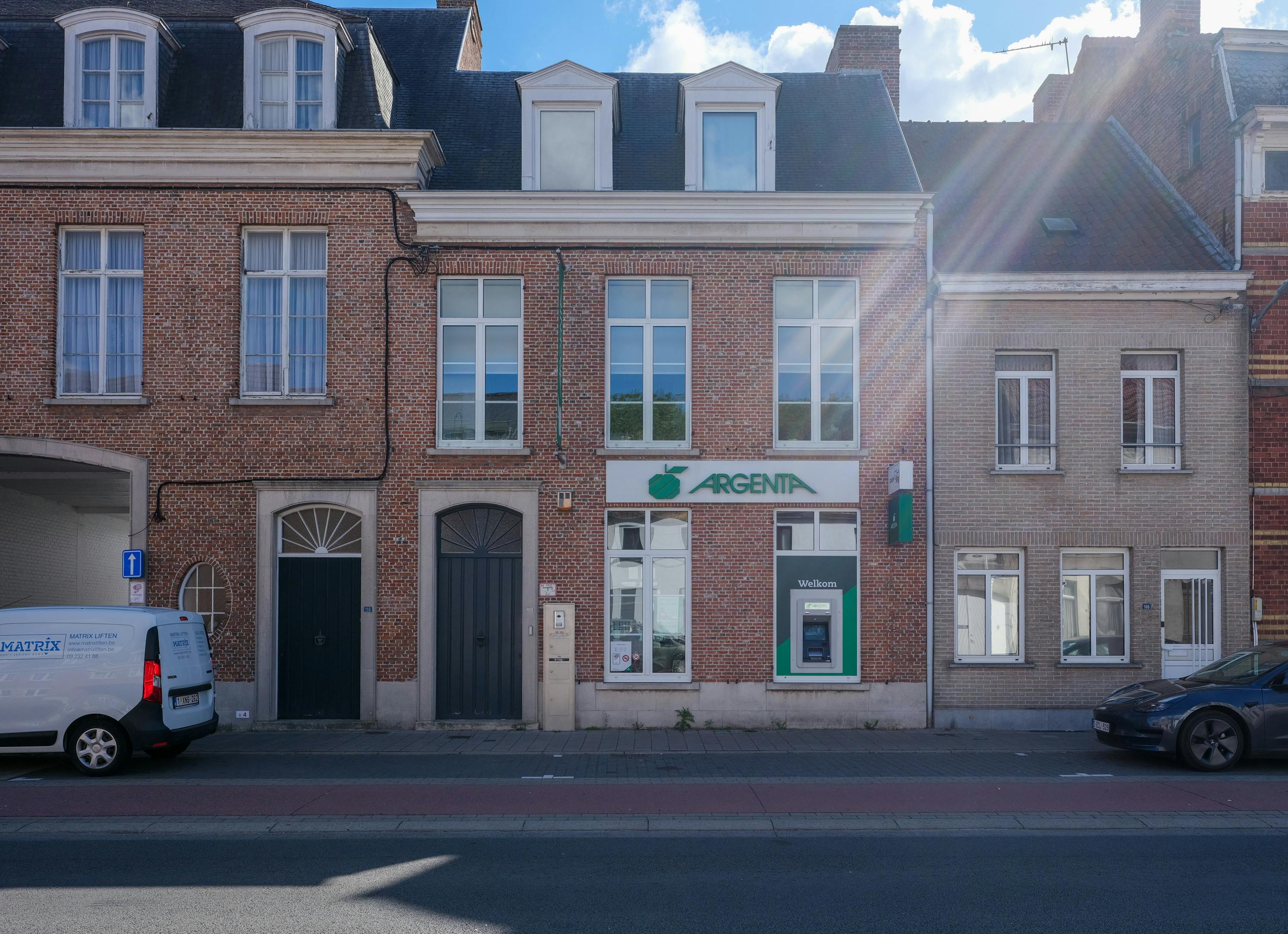 Instapklaar handelspand met woonst te koop op de Boelare in Eeklo foto 30