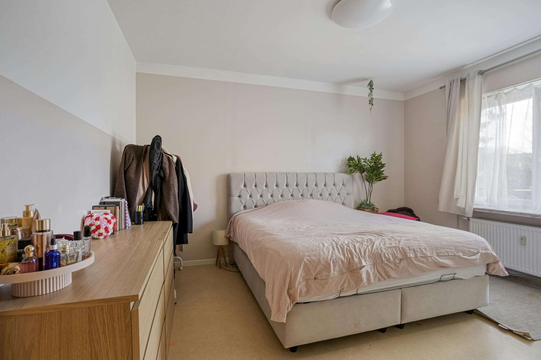 Ruim appartement te koop in hartje Strombeek-Bever foto 9