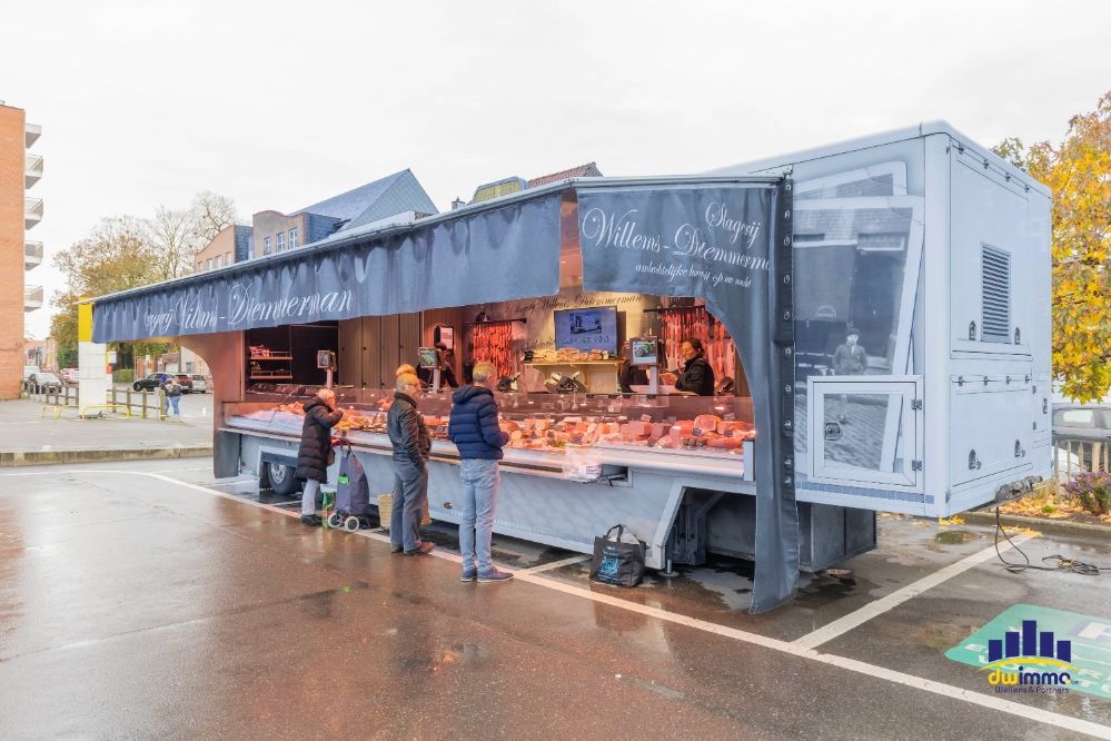 Complete markthandel in vleeswaren te koop - Oost-Vlaanderen foto 3