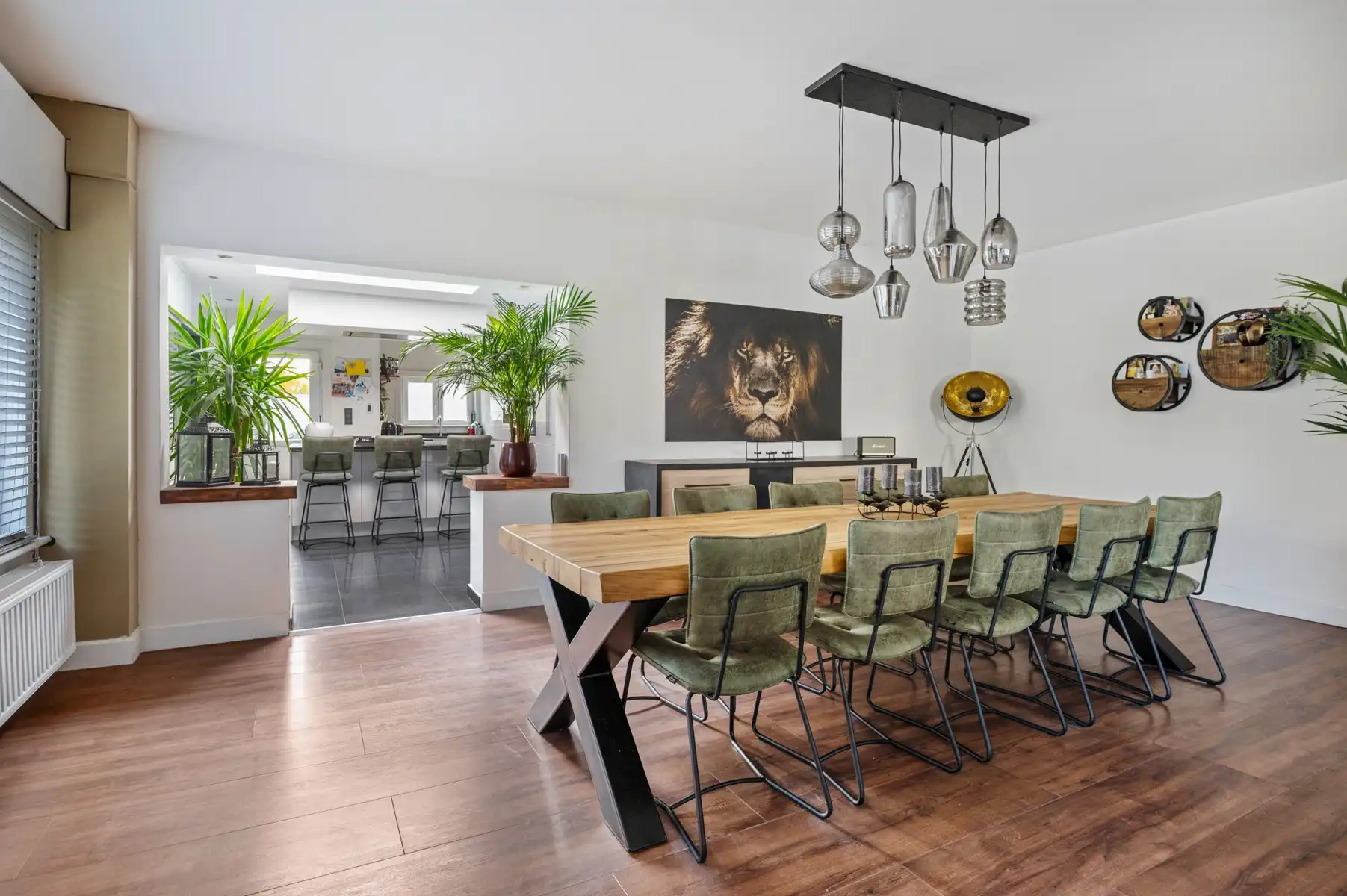 Ruime woning op toplocatie foto 2