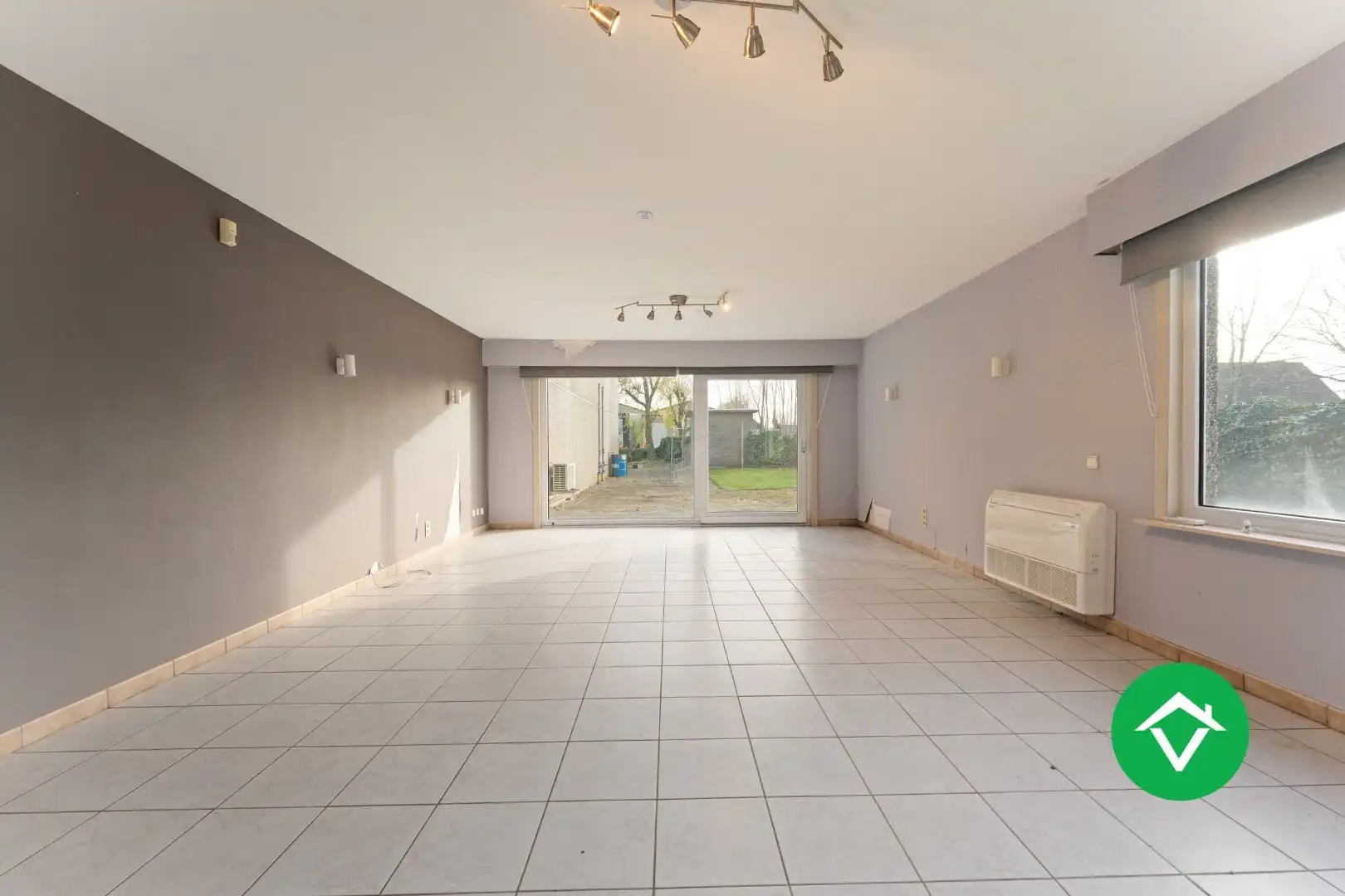 Bedrijfsgebouw met woonst te Ichtegem foto 18