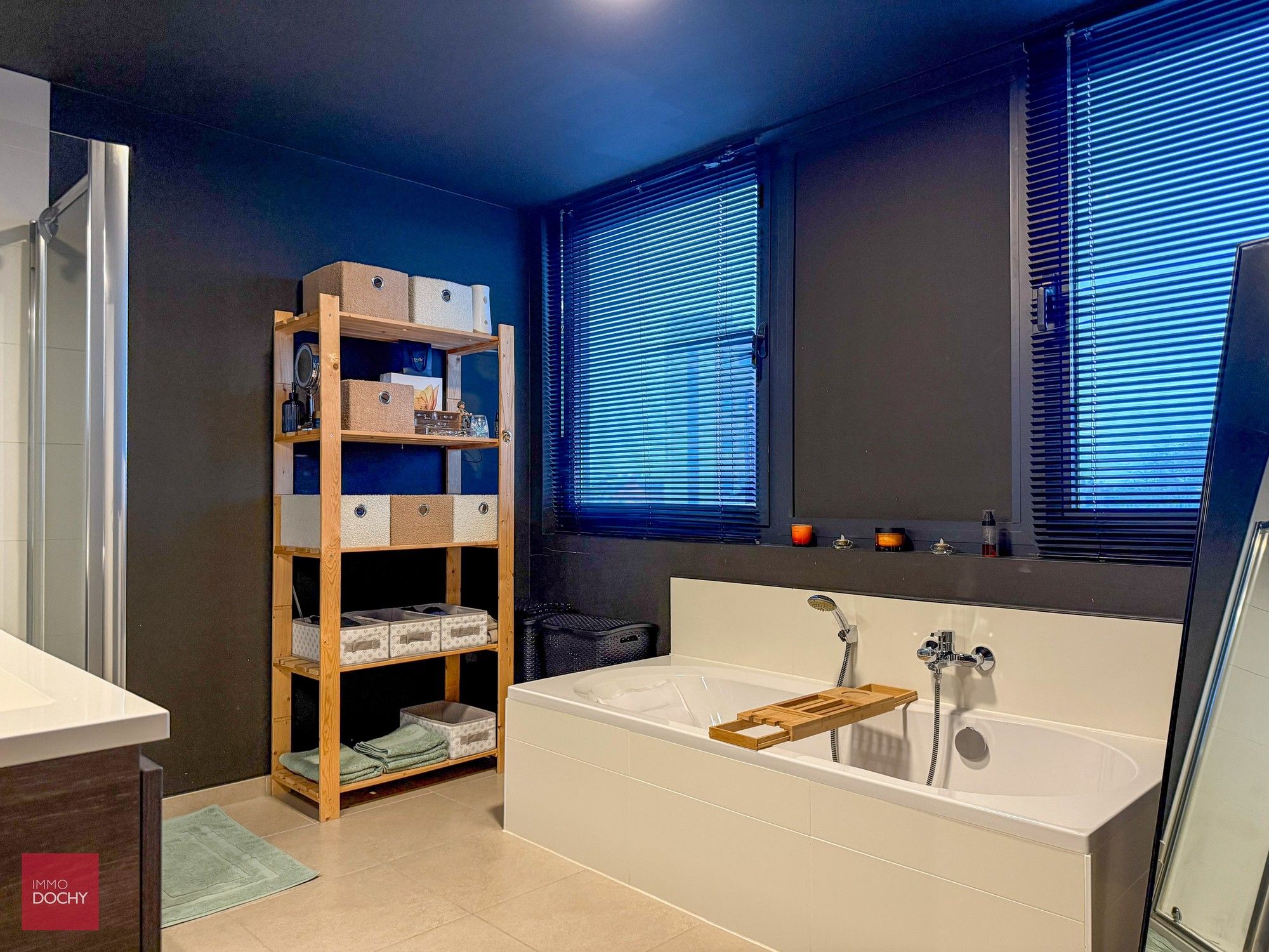 Instapklaar ruim appartement nabij station | Rene Sabbestraat - Westerlaan foto 5