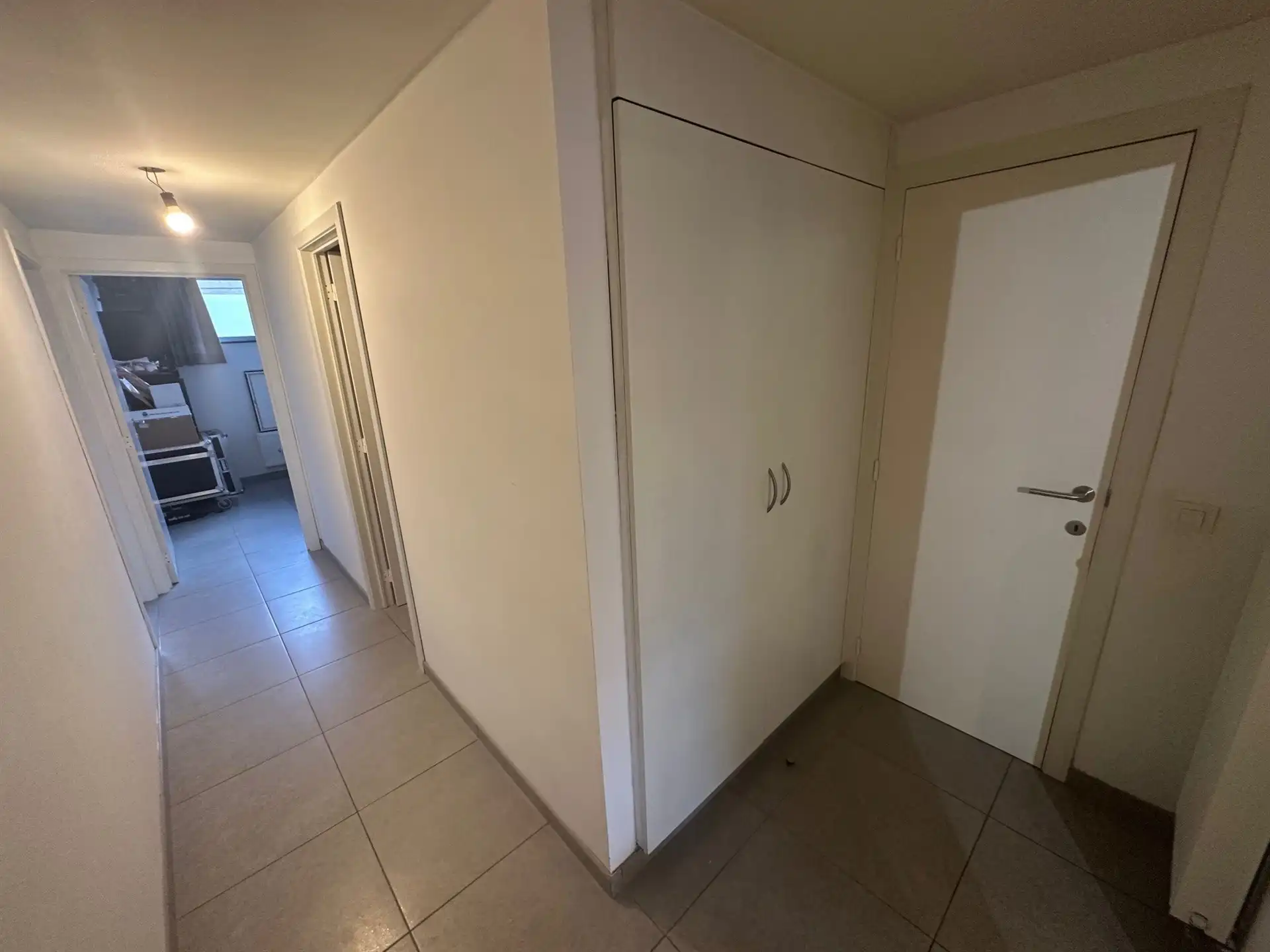 Gelijkvloers appartement met 2 slaapkamers en parkeerplaats foto 6
