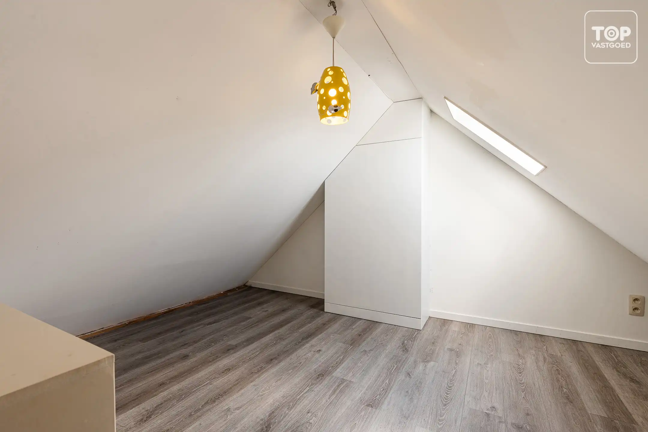 Instapklare woning met 3 slaapkamers en open zicht op de velden foto 19