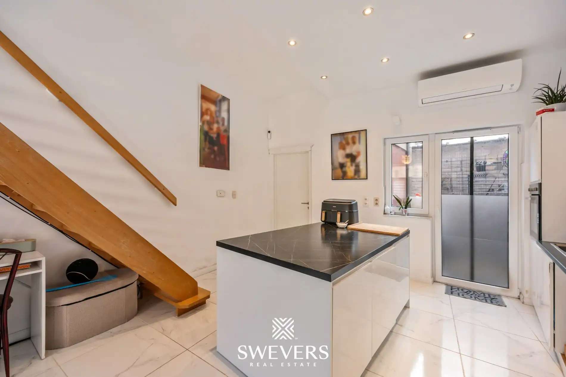 Gerenoveerde woning met 3 slaapkamers vlakbij centrum  foto 8