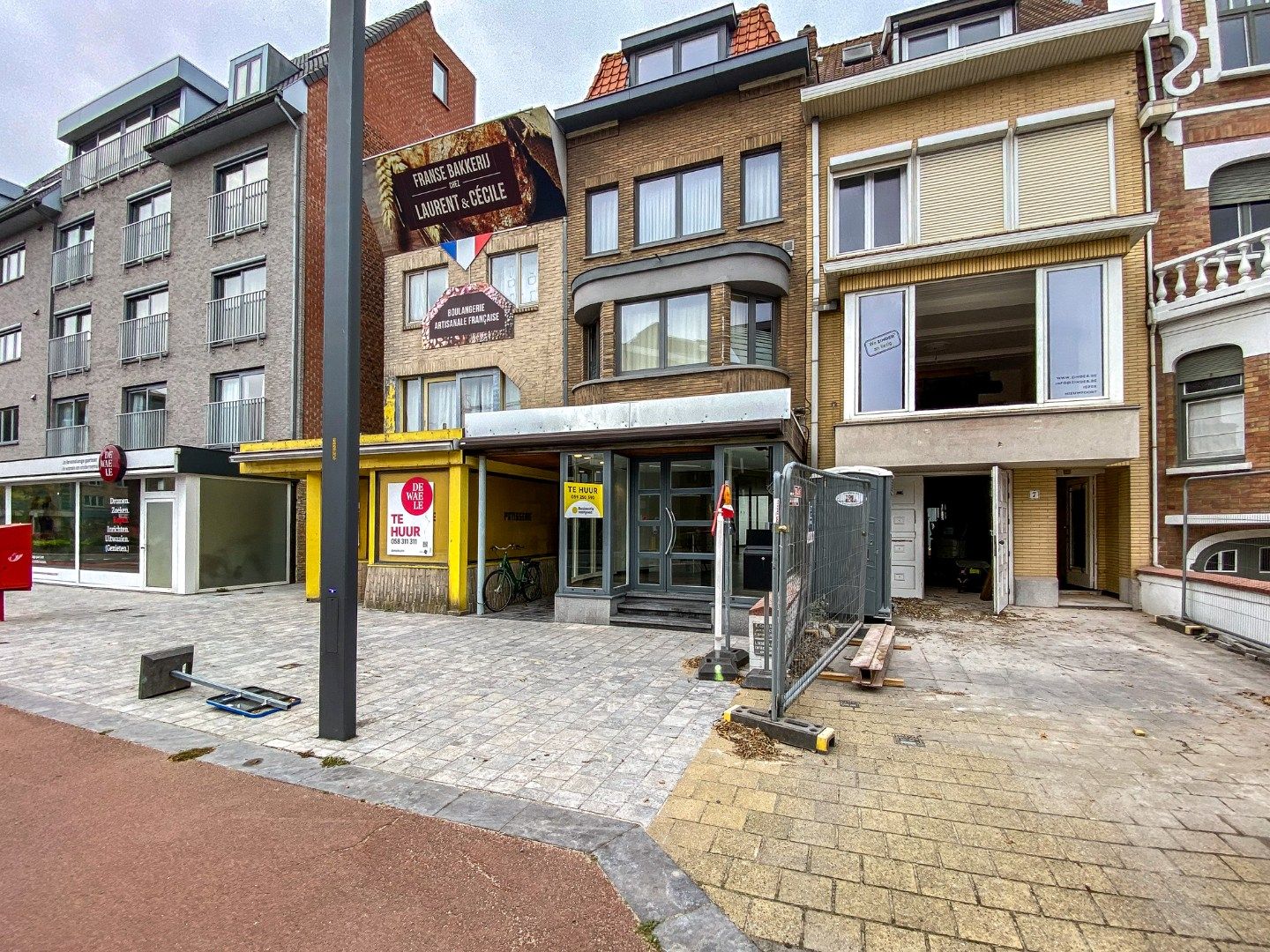 Goed gelegen winkelruimte / kantoorruimte in het centrum van Koksijde-Bad.  foto 18