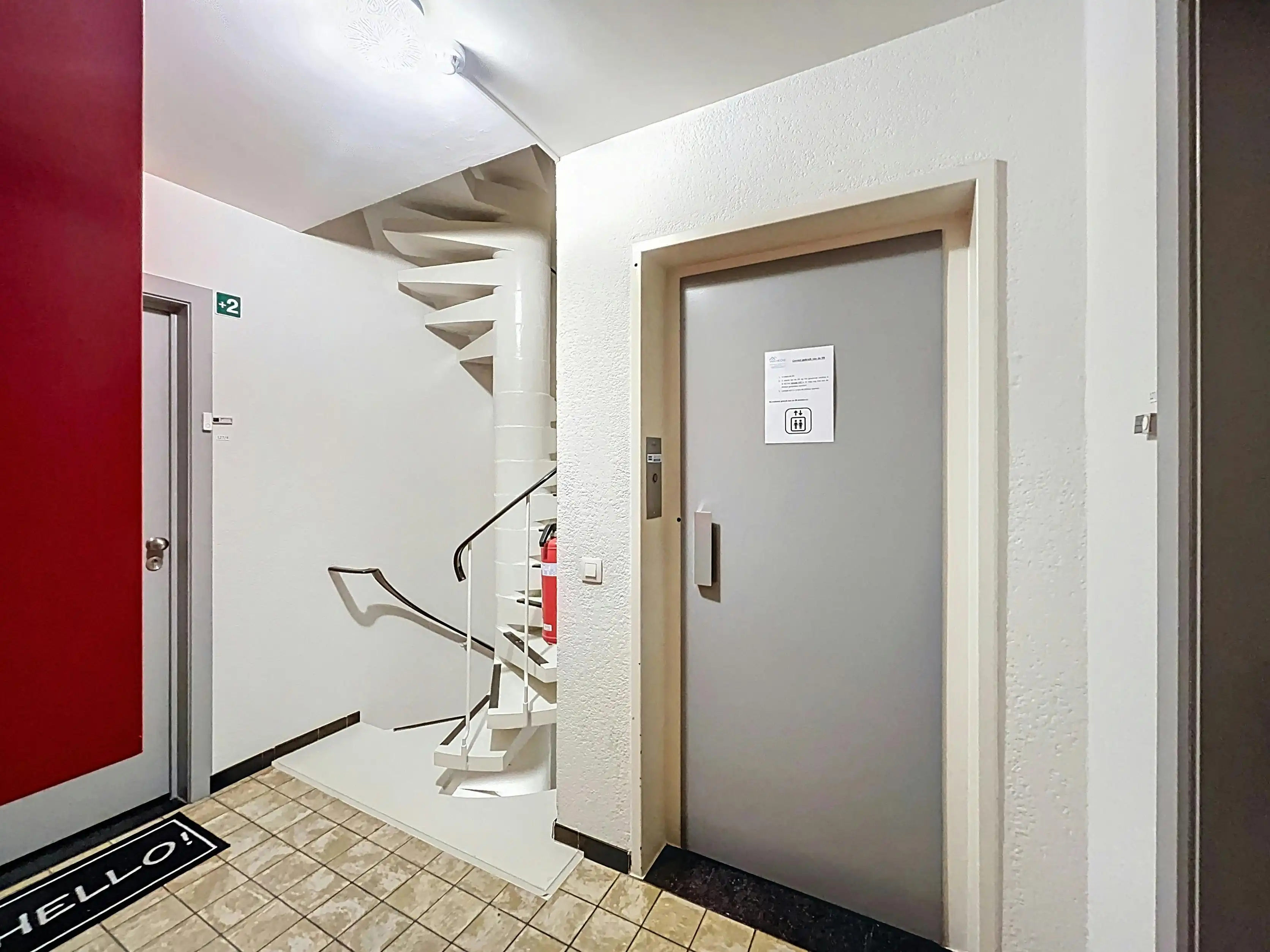 Appartement met 2 slaapkamers en garage te koop in Waarschoot foto 15