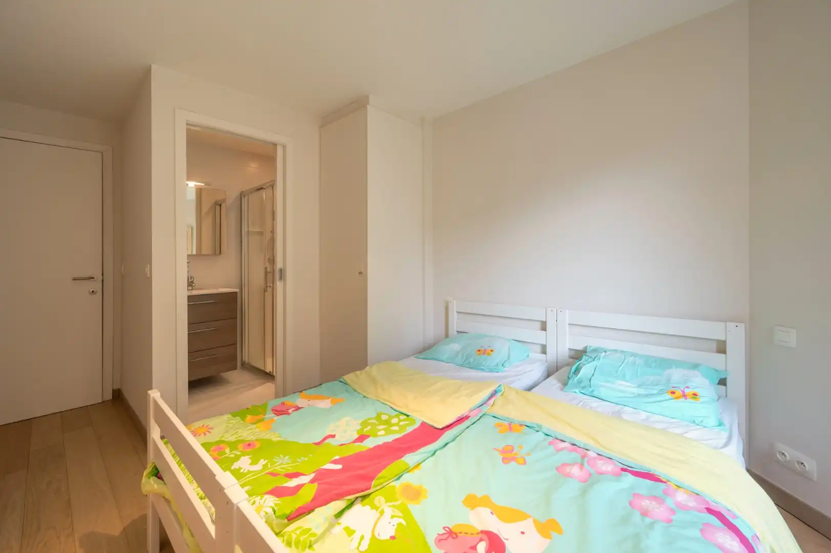 Ruim recent appartement met terras op centrale gegeerde ligging in het Zoute (Dumortierlaan) foto 23