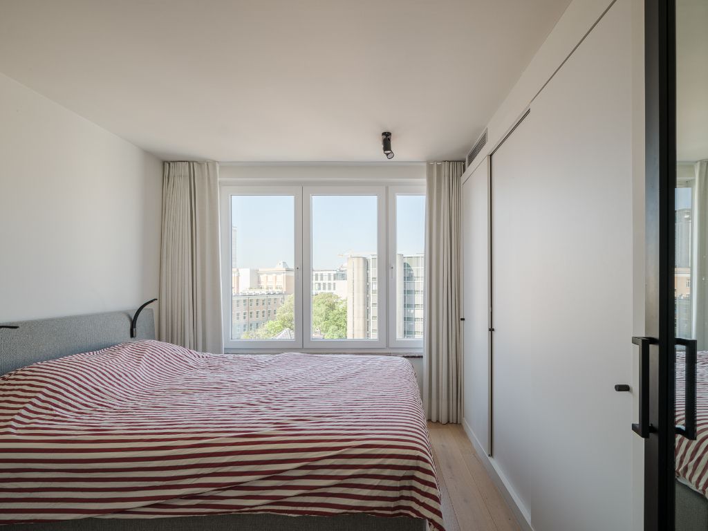 Luxueus penthouse appartement met o.m. twee slaapkamers en een ruim dakterras foto 12