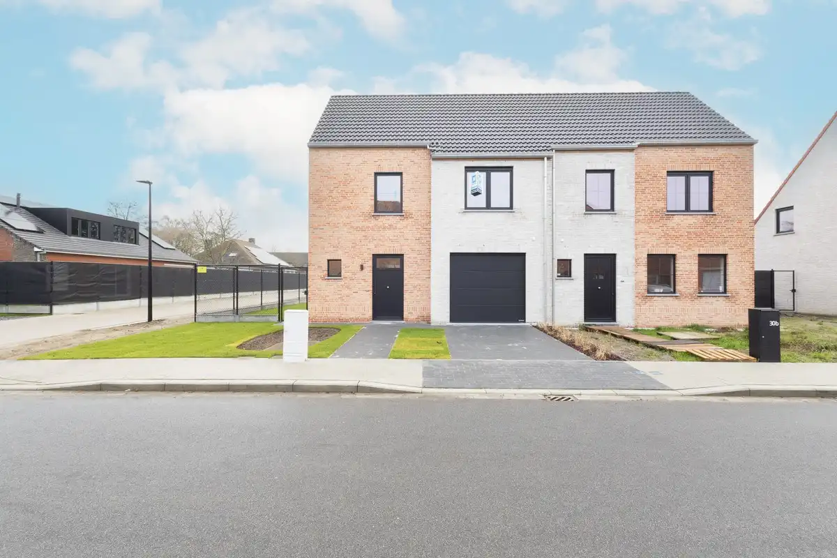 Volledig afgewerkte woning met 3 slaapkamers in Waardamme foto 3