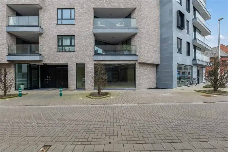 UNIEK CASCO HANDELSPAND VAN 196M² OP EEN TOPLOCATIE IN HASSELT foto 26