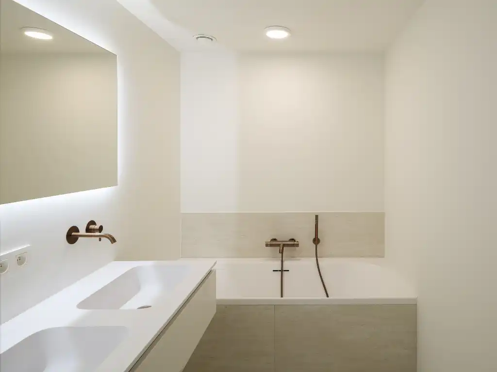 Architecturale nieuwbouw ‘townhouse’ met zicht op het water en meerdere terrassen foto 16