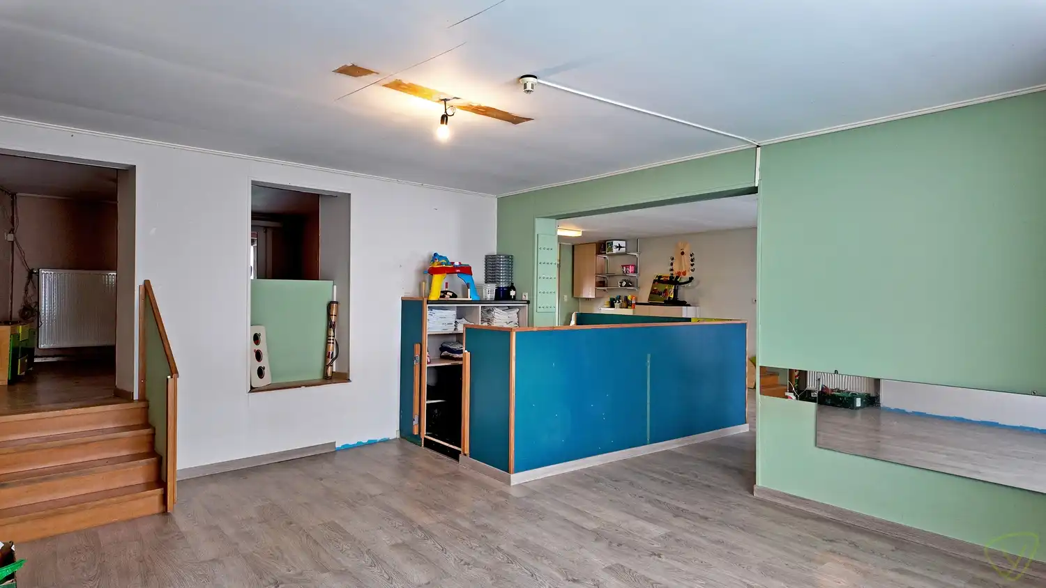 Statige woning met ruime tuin in het centrum van Kaprijke foto 6