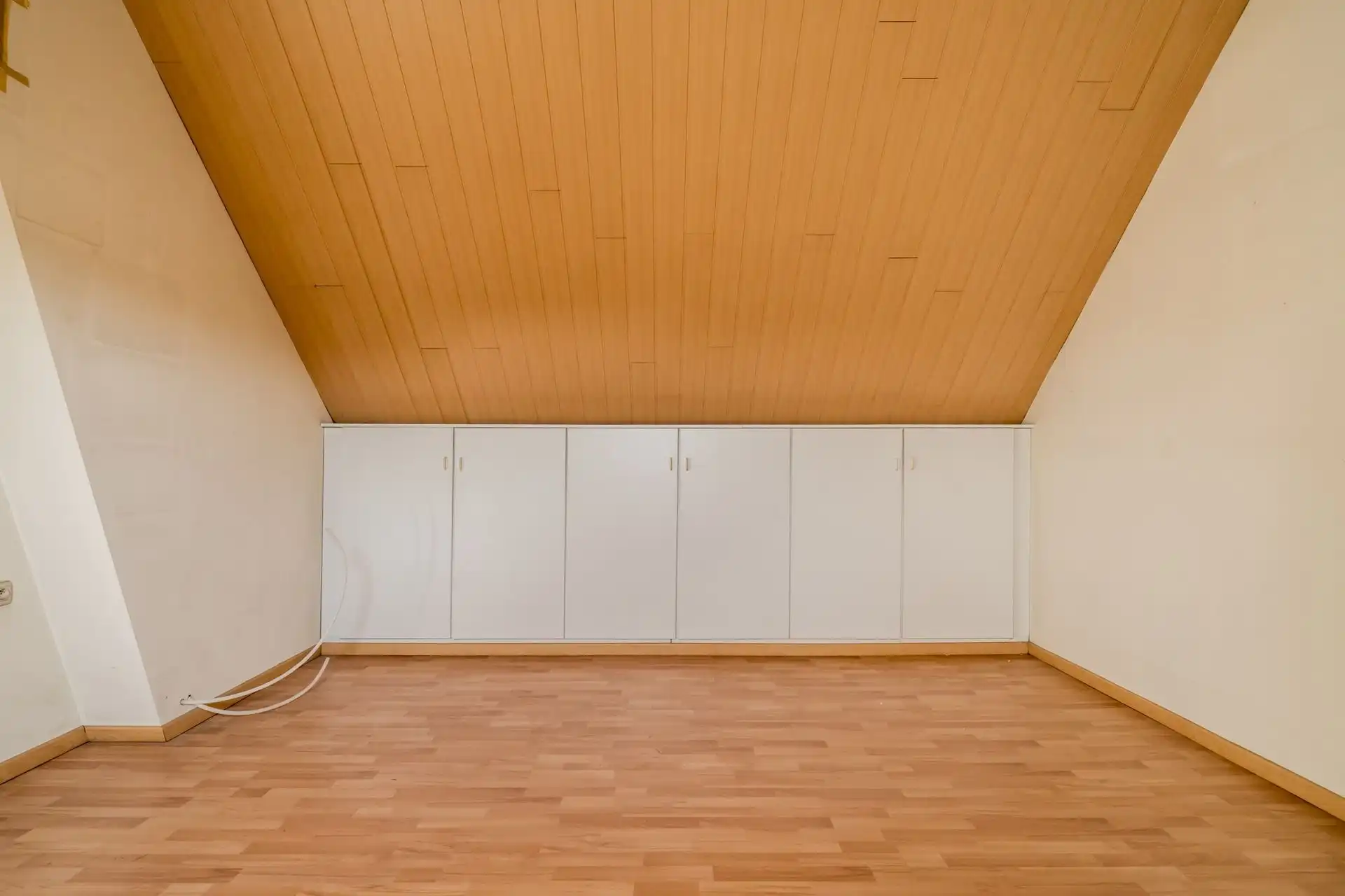 Eengezinswoning met 3 slpks en tuin! foto 21