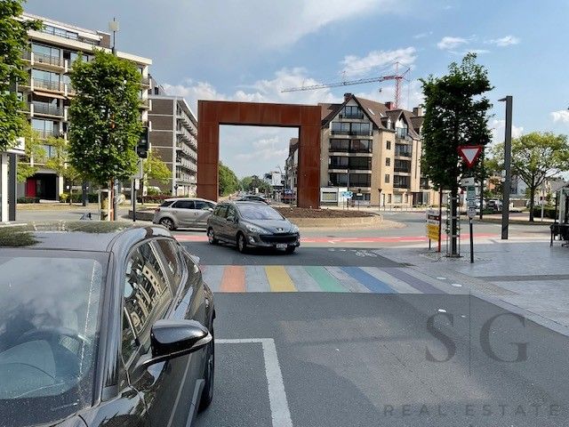 Unieke penthouse met 2 terrassen in hartje Koksijde – op wandelafstand van het strand foto 36