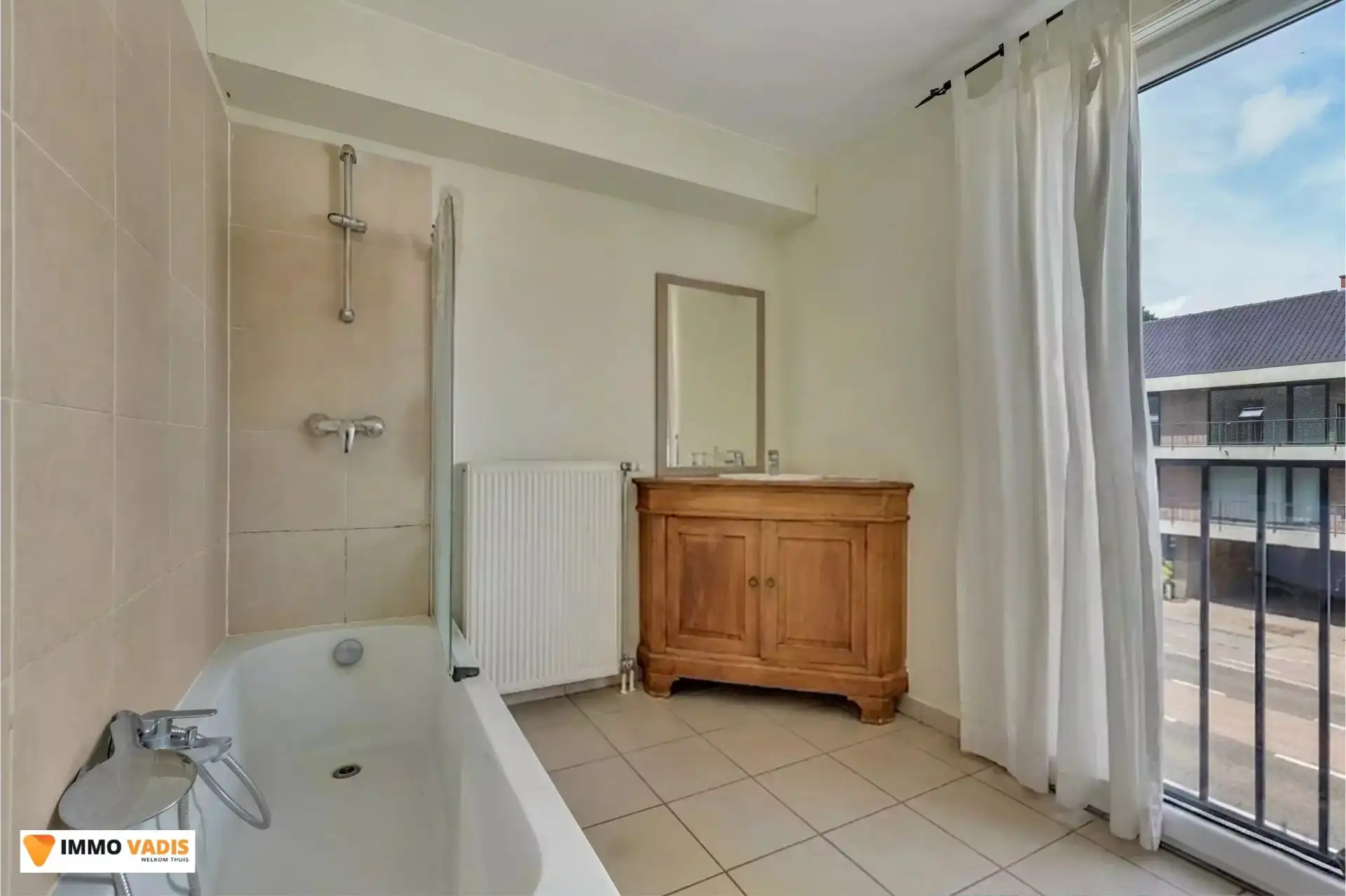 Duplex met 3 slaapkamers, berging en autostaanplaats foto 7