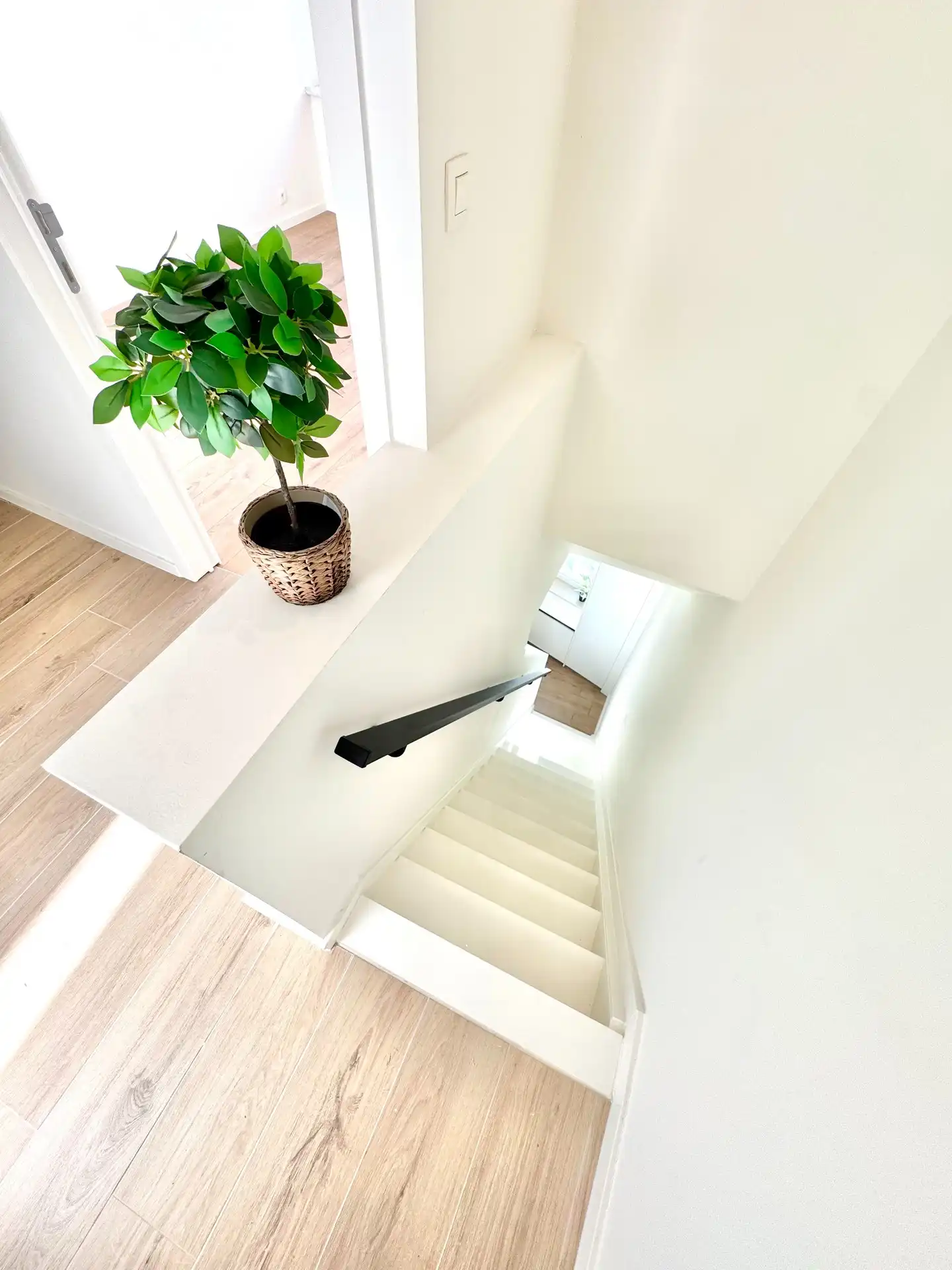 VOLLEDIG GERONOVEERDE WONING | 3 KAMERS | EPC B foto 18