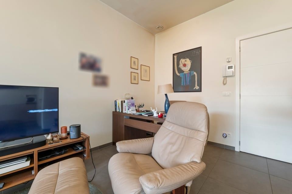 KNAP INSTAPKLAAR APPARTEMENT MET STAANPLAATS IN HET CENTRUM VAN HASSELT foto 8
