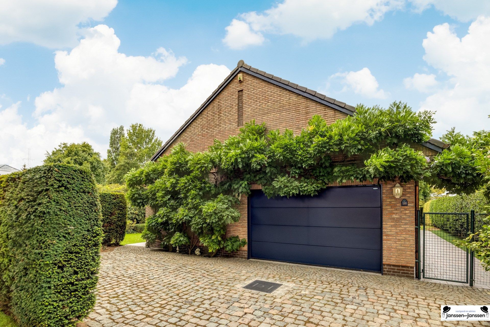 Charmante laagbouwwoning met 3 slaapkamers en prachtige tuin foto 33
