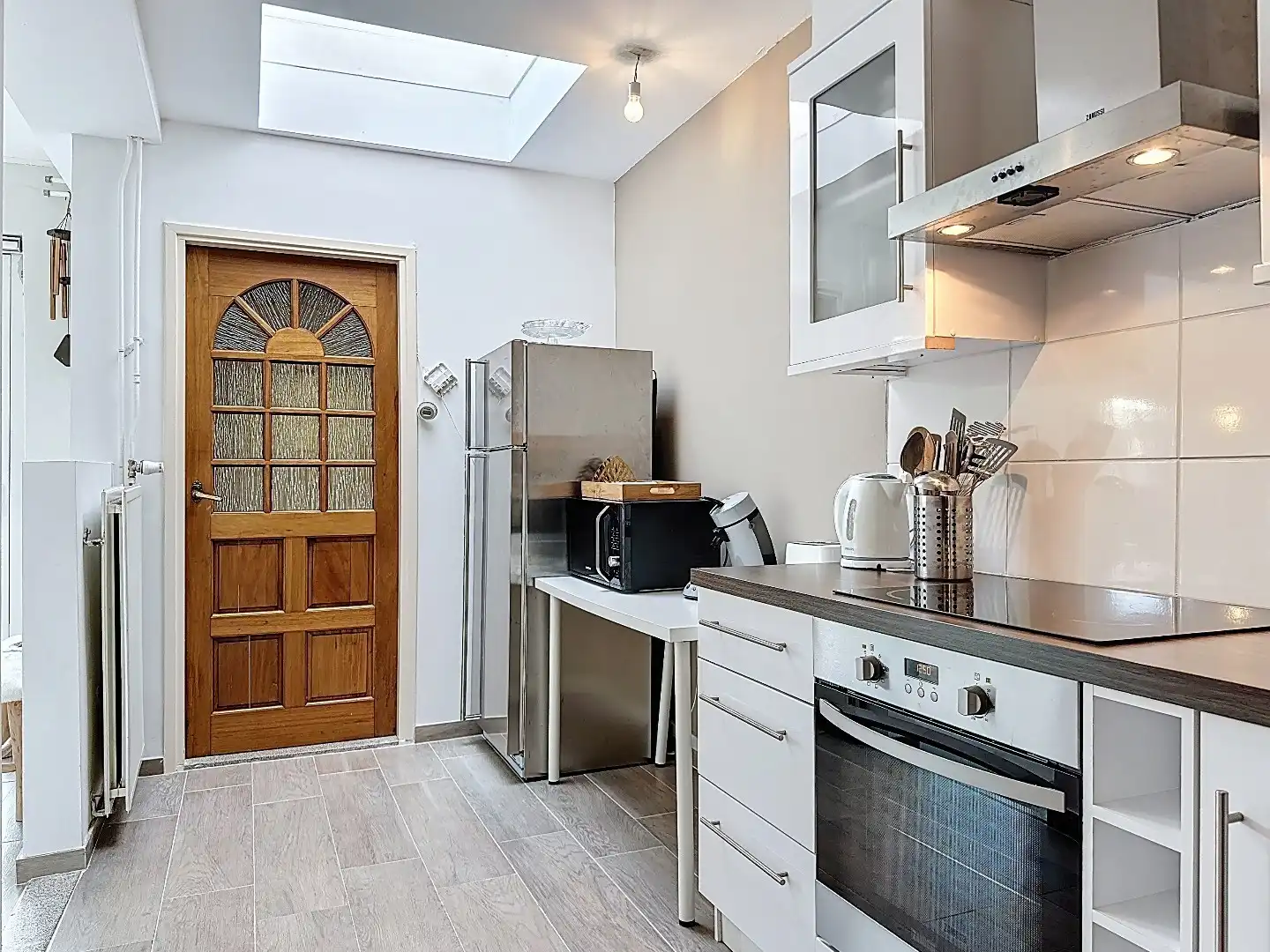 Ruime hoekwoning nabij centrum foto 13