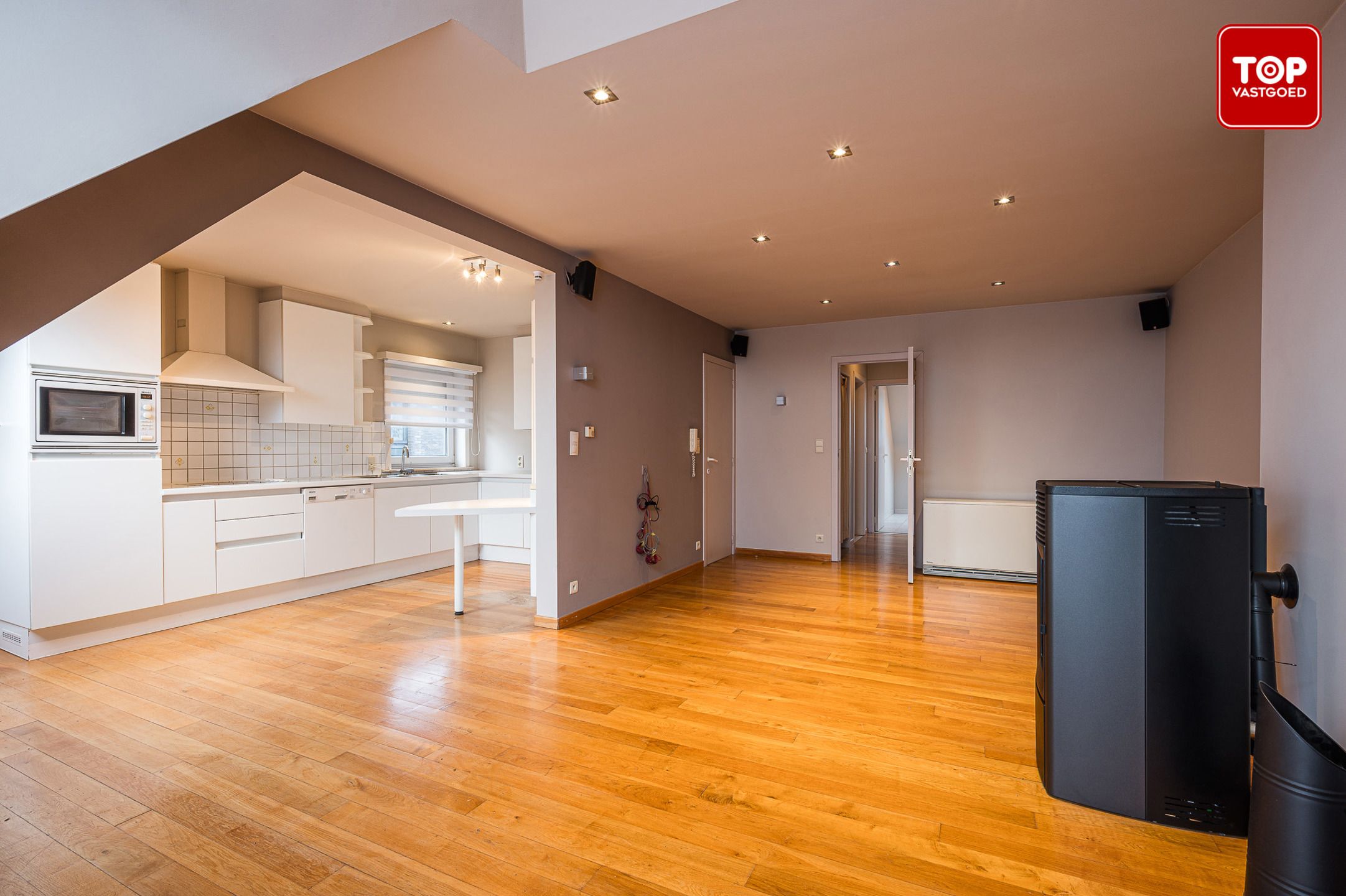 Hoofdfoto van de publicatie: Instapklaar 2 slaapkamer appartement met garage in kleinschalig gebouw