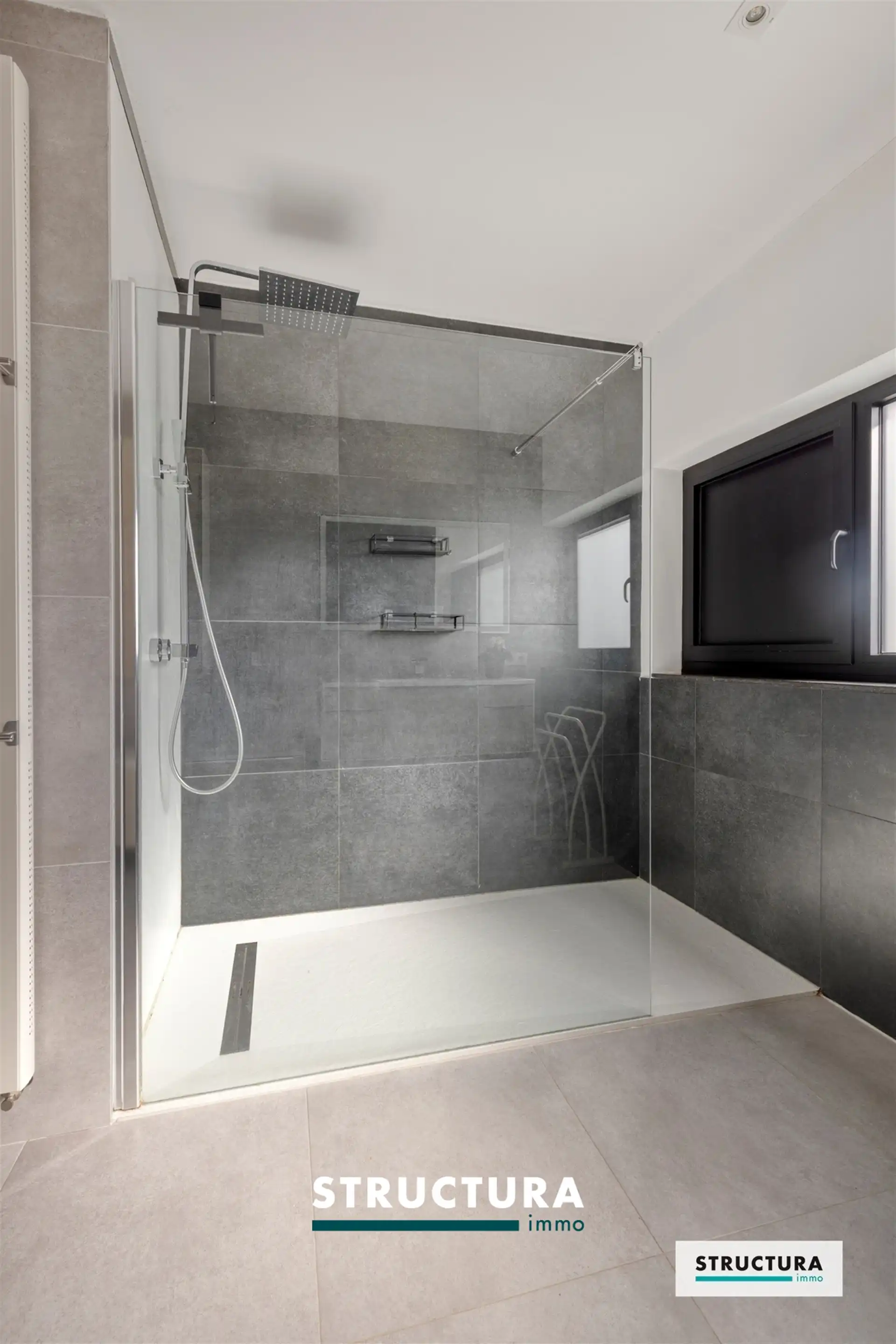 Instapklare open bebouwing met 3 slaapkamers in rustige, doodlopende straat te Mollem! foto 23