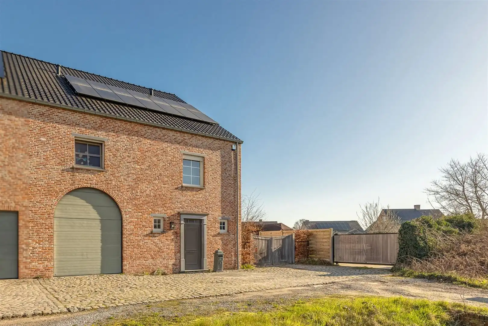 Ruime instapklare woning met 4 slaapkamers! foto 26