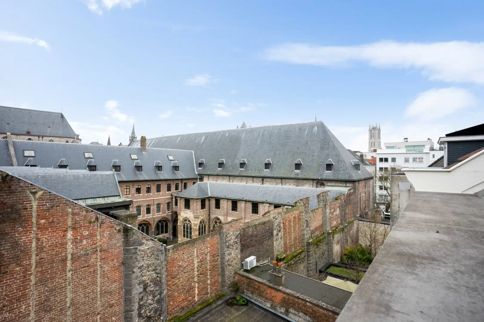 Exclusief herenhuis met privélift op toplocatie Onderbergen, Gent foto 31