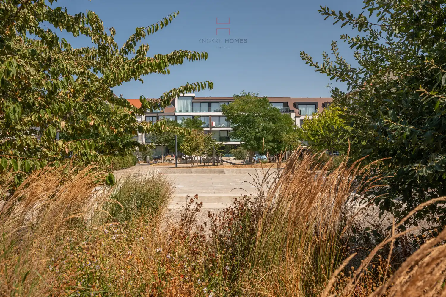 Prachtig gerenoveerd appartement vlak bij het Astridplein in Duinbergen foto 33