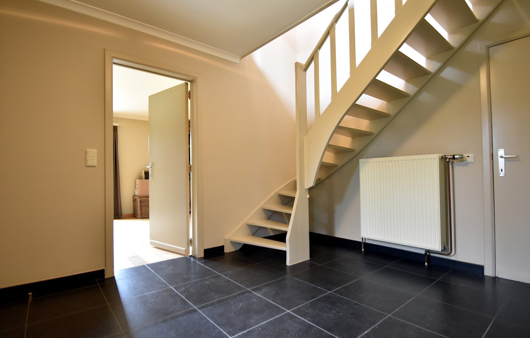 Alleenstaande woning op top locatie in residentiële wijk " De Noordhoek" foto 9