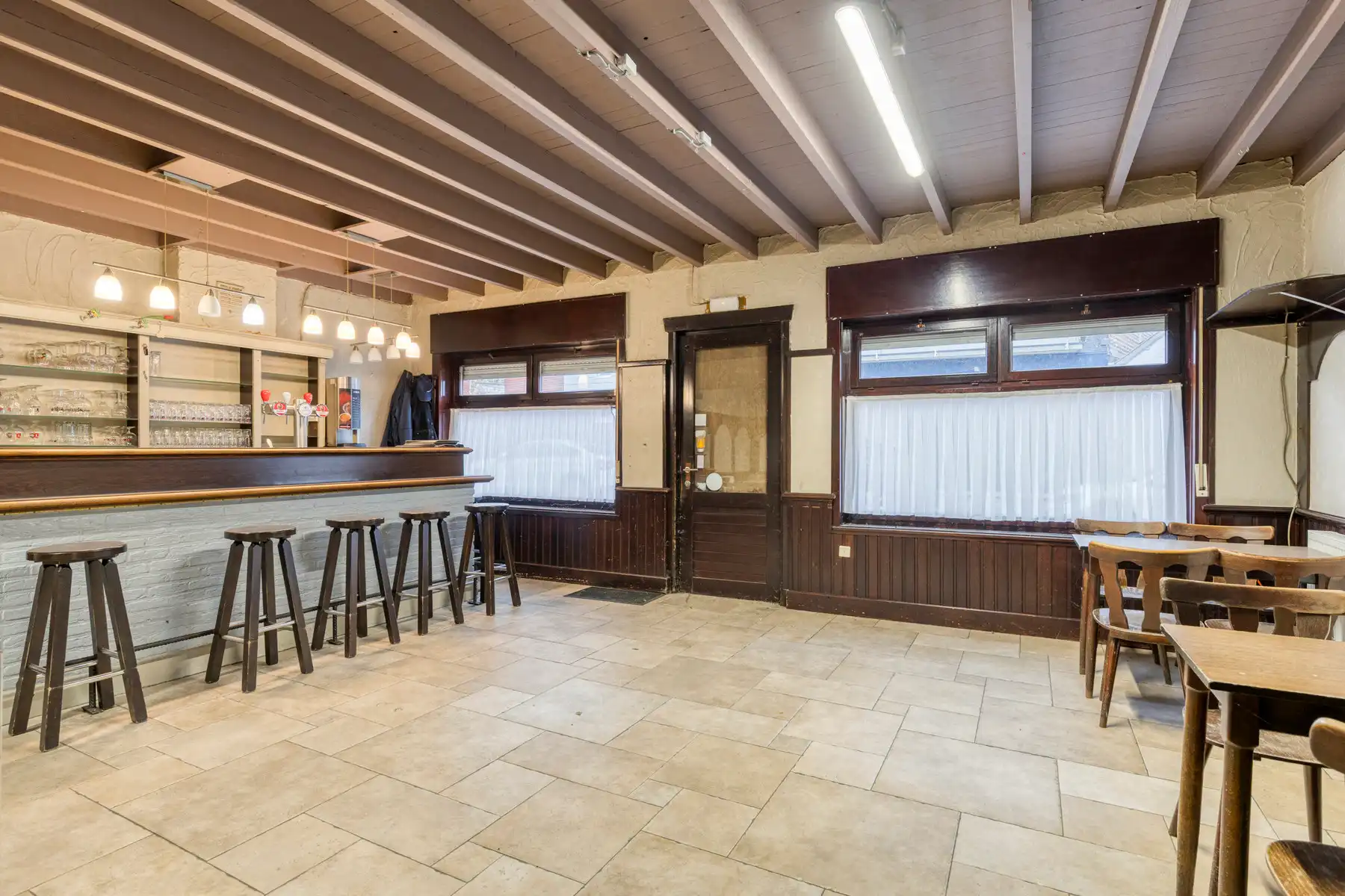 Woning met loods/grote garage en veel potentieel! foto 7