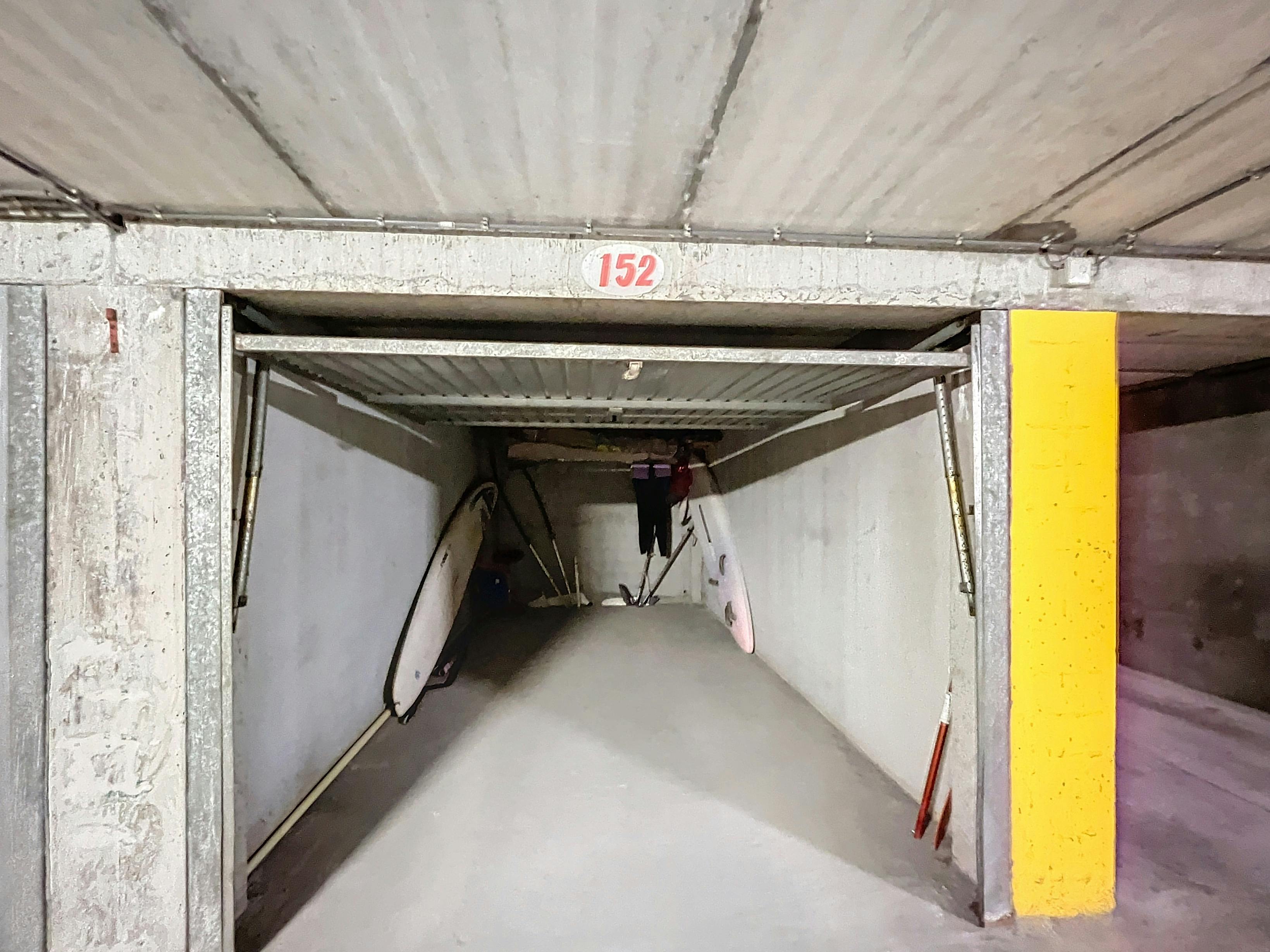 Garagebox te koop op het Hendrikaplein foto 6