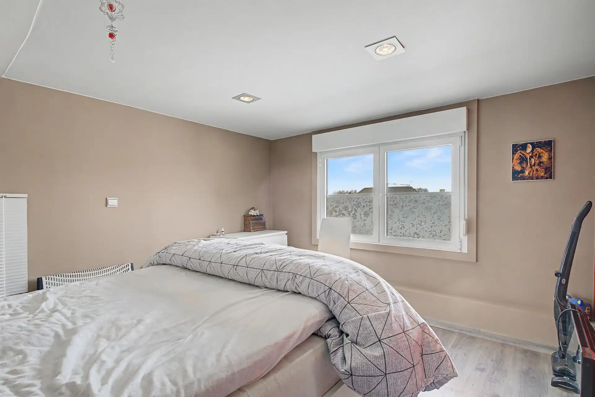 Instapklare halfopen bebouwing met 2 slaapkamers en garage nabij centrum Uitbergen foto 19