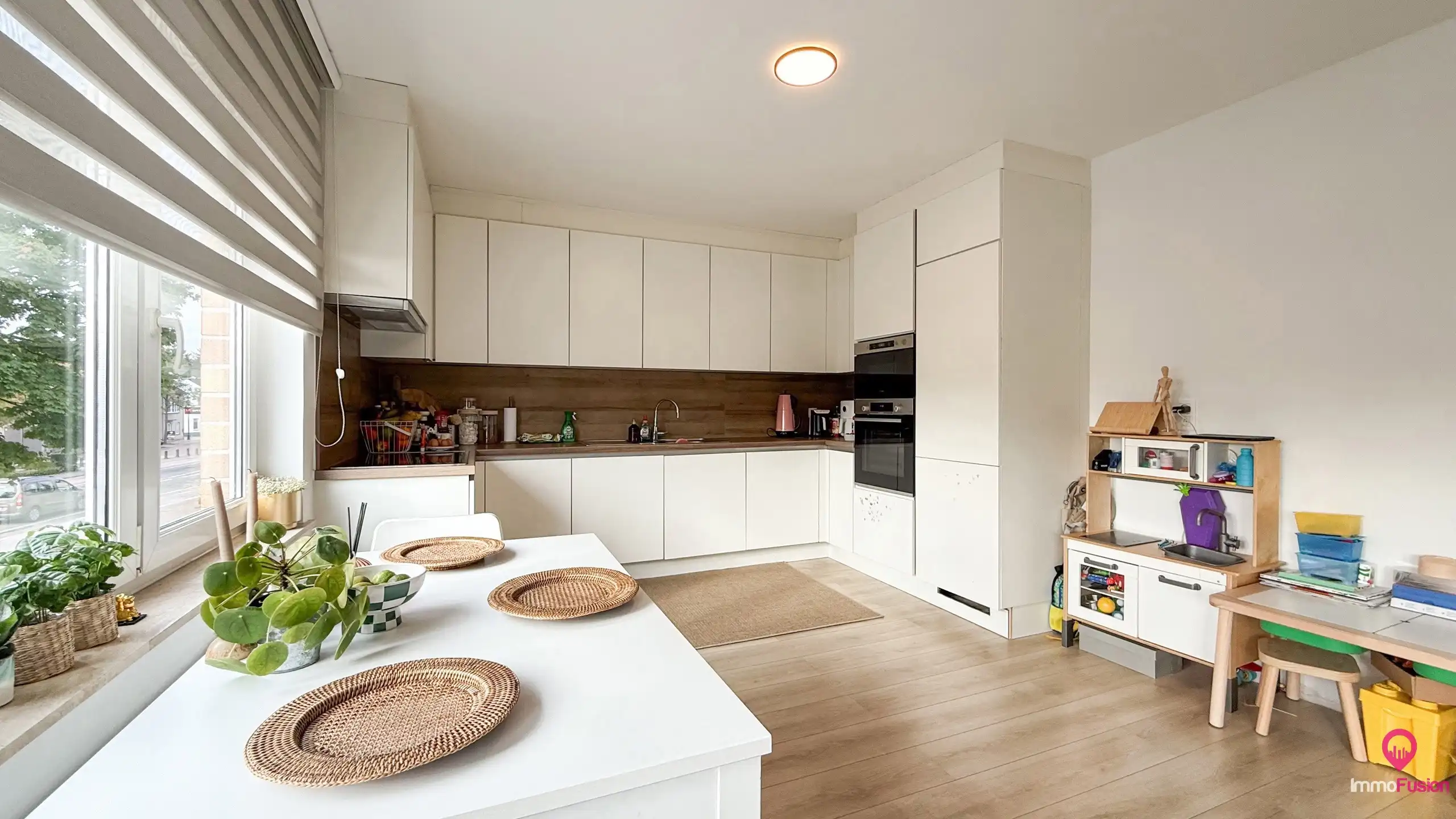 Ruim en energiezuinig duplex appartement in hartje Heusden! foto {{pictureIndex}}