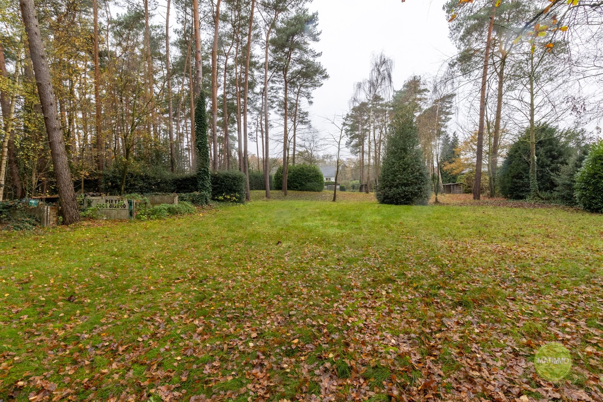 Halfopen woning met 5 slaapkamers in bosrijke omgeving  foto 3